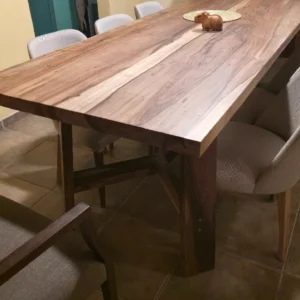 Mesa Guayubira con base de madera