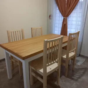 Mesa con base blanca